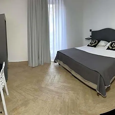 Barbato 4* Неаполь